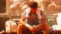 Синнер сдался на Roland Garros: жара доконала первую ракетку мира
