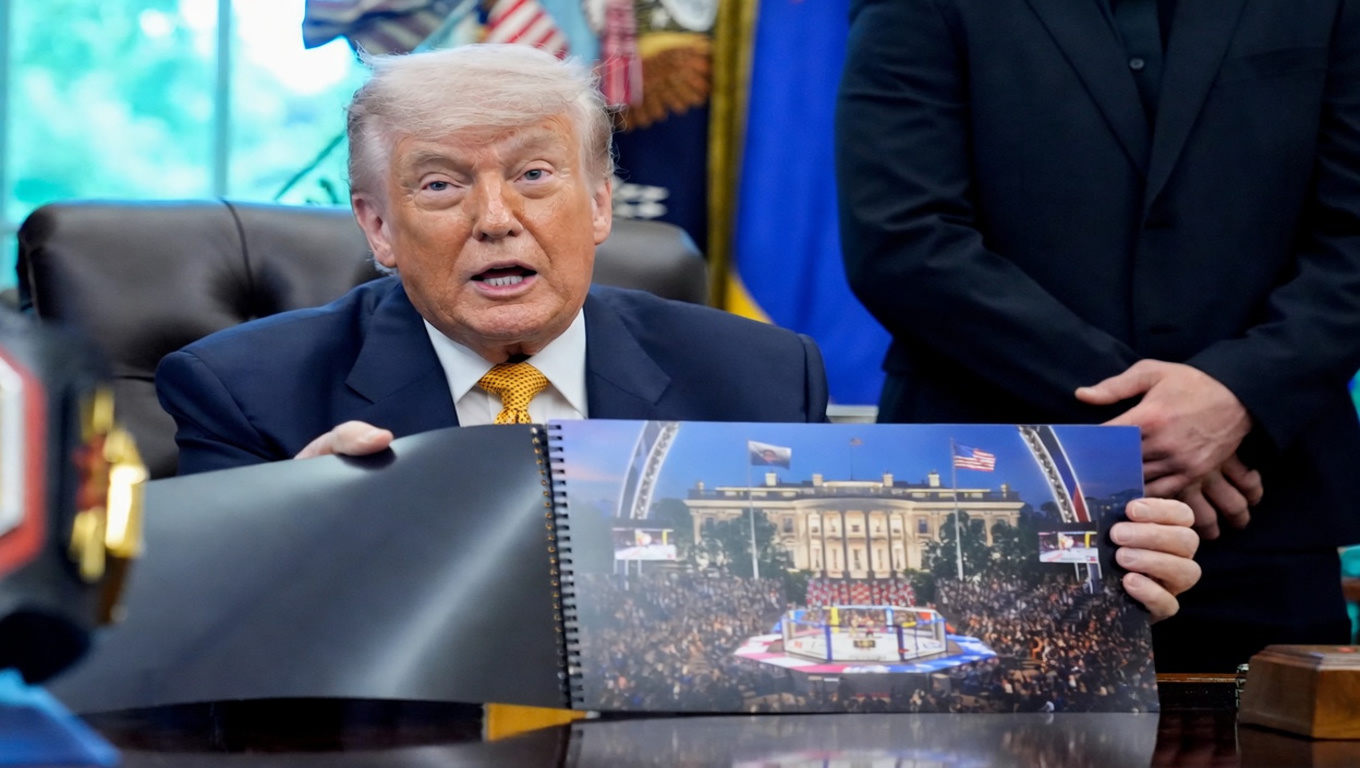 Трамп купил акции TKO на $50 000 и устраивает UFC на лужайке Белого дома
