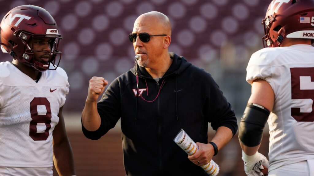 Франклин нацелил Virginia Tech на 7-5