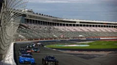 Как заработать на NASCAR: особенности американских гонок, плюсы и минусы