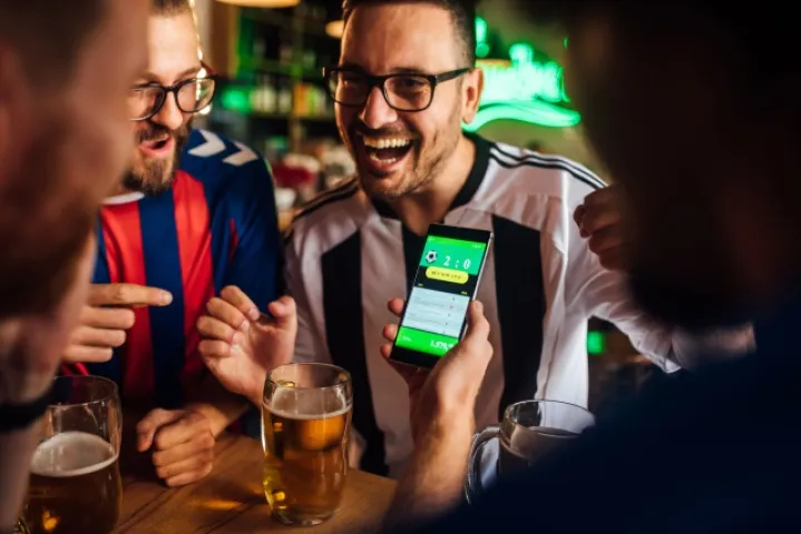 Как выбрать приложение в ставках на спорт для Android и iOS