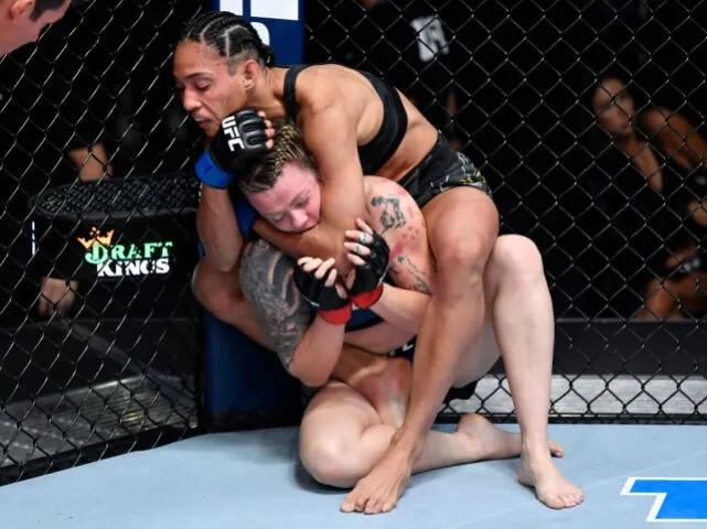 Ставки на сабмишн в UFC: что это такое, как обыграть букмекера в смешанных единоборствах
