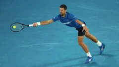 Джокович за три часа справился с Басаваредди в первом круге Australian Open