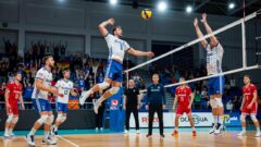«Кузбасс» одержал первую победу в регулярном чемпионате